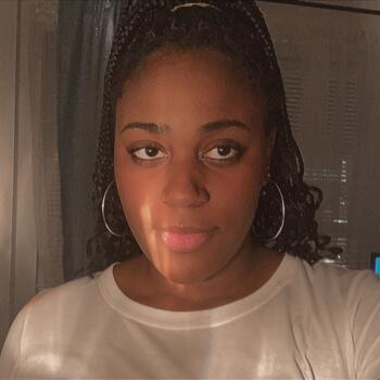 Babysitter in Philadelphia: Shay