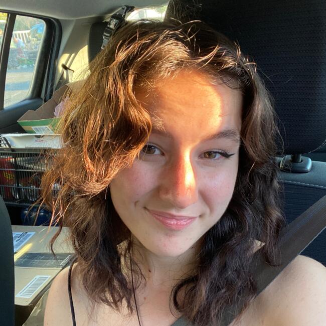 Babysitter in Mouans-Sartoux: Alexandra