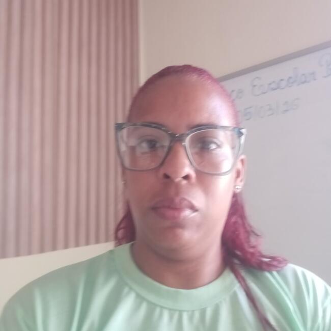 Babysitter in Salvador: Milena