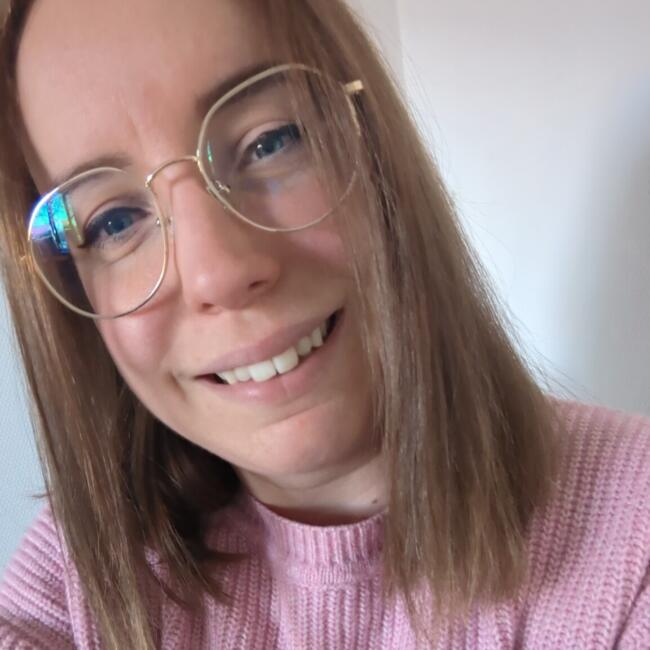 Babysitter in Toulouse: Céline