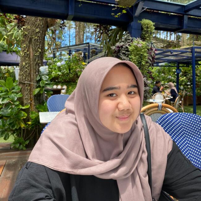 Babysitter in Melbourne: Nayyara