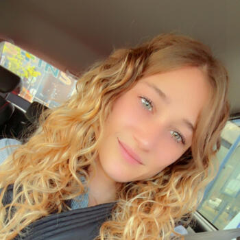 Babysitting job in Mettet: babysitting job Inesssouuuu Giulian