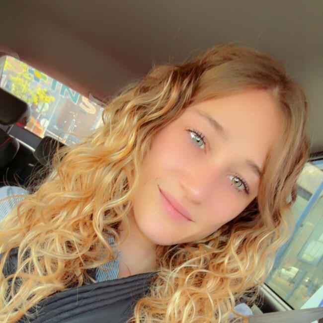 Babysitjob in Mettet: Inesssouuuu Giulian