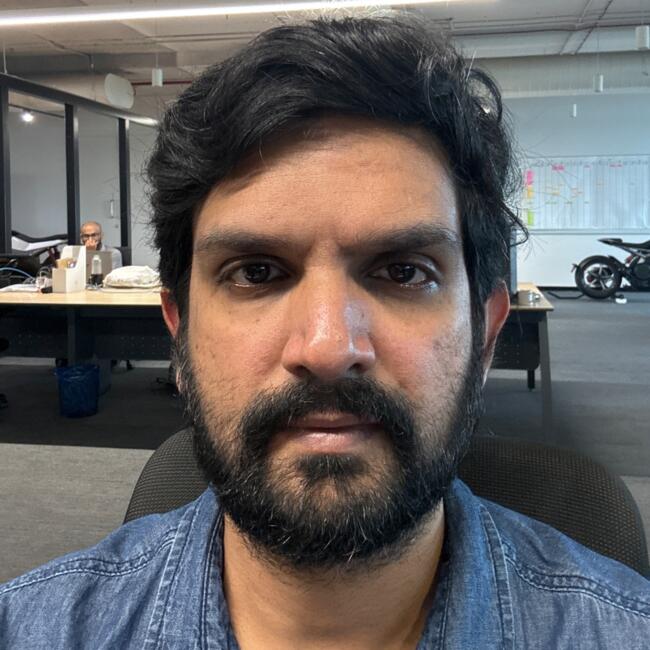 बंगलौर में बेबीसिटिंग की नौकरी: Shaun M