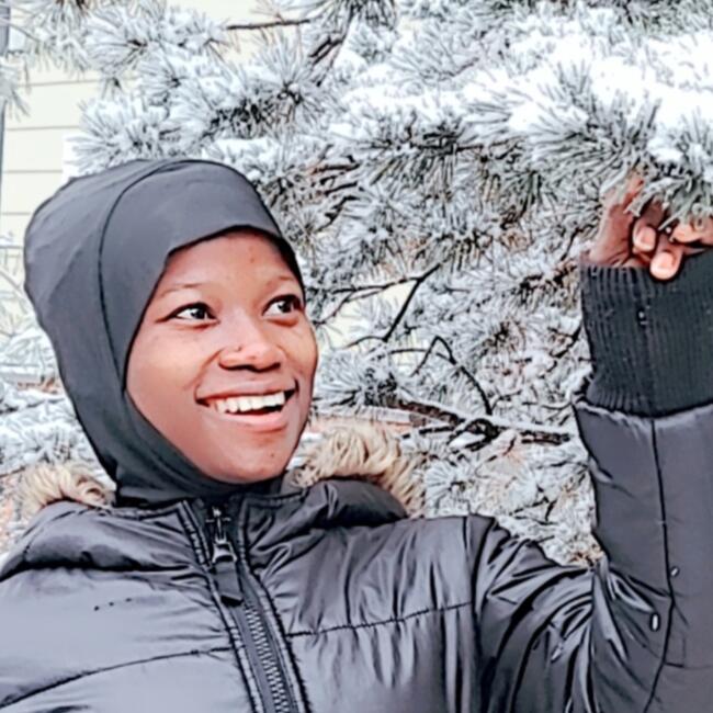 Baby-sitter in Ajax: Ruqoyyah