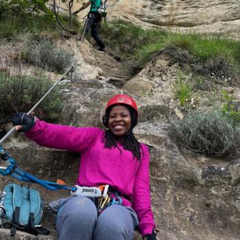 Babysitter Lisbon: Angela