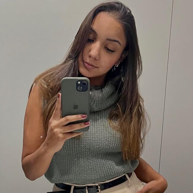 Emprego de babá em Santo André: Ana