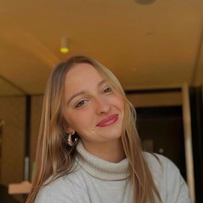 Babysitter in München: Marina