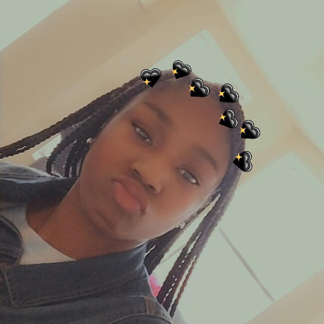 Babysitter in Newport News: Keinya