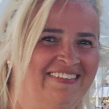 Babysitter in Douai: Linda