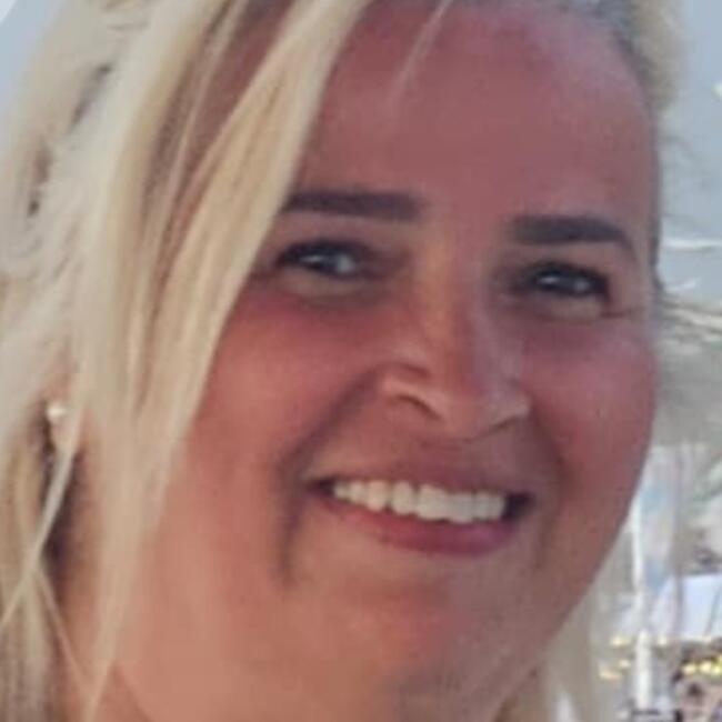 Babysitter in Douai: Linda