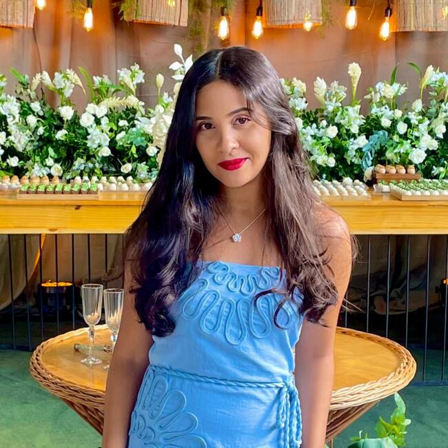 Babá em Igarassu: Açucena