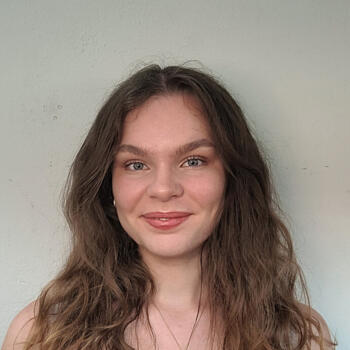 Babysitter in Lyon: Léonie