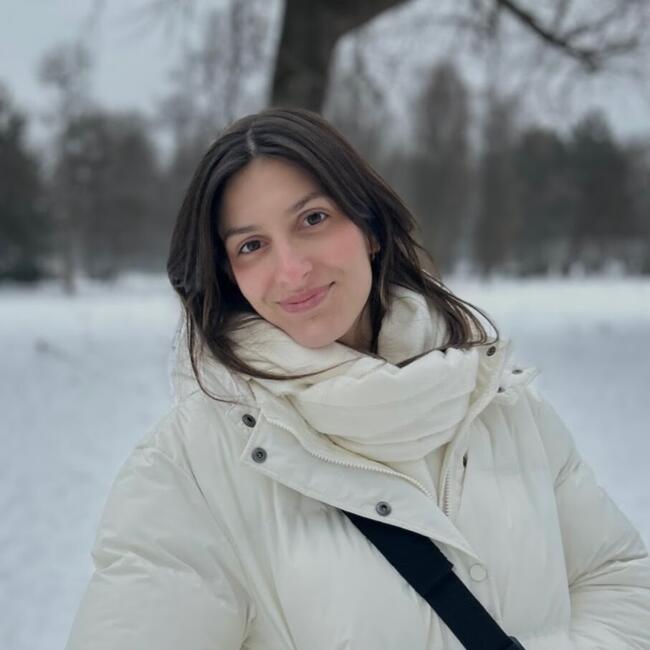 Babysitter in Coimbra: Francisca