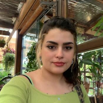 Babysitter Guarujá: Laura