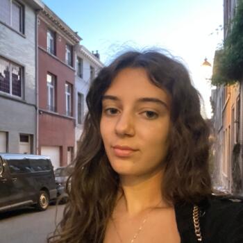 Babysitter in Saint-Gilles: Marianna