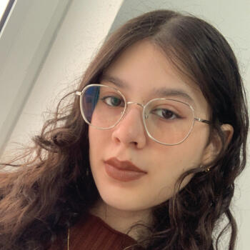 Babysitter em Borralha (Distrito de Aveiro): Maria clara