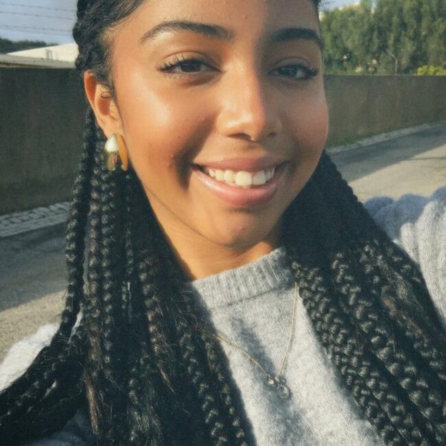 位于卡斯凯什的临时保姆: Carla