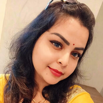 Babysitter in Klang: Priya