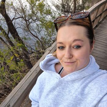 Babysitter in Hobart: Gabrielle