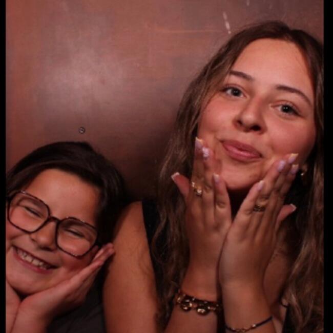 Babysitter in Doncourt-lès-Conflans: Alyzee