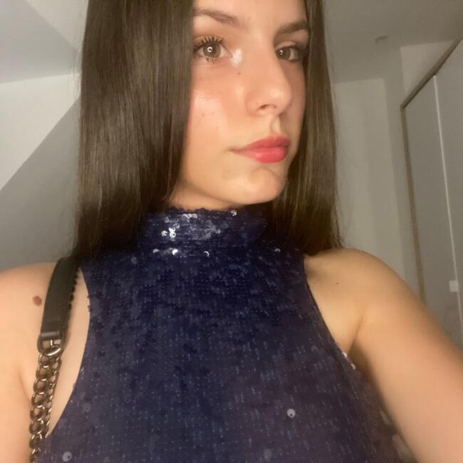 Babysitter in Dammarie-les-Lys: Leonor