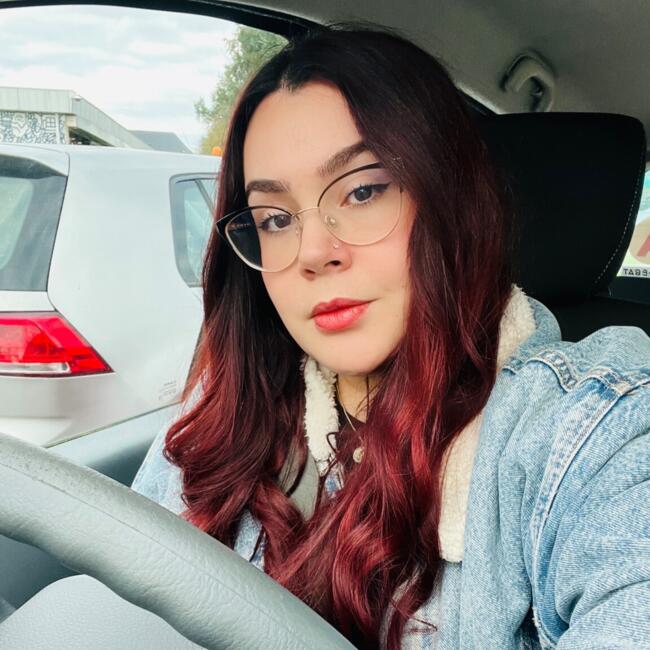 Nanny in Évreux: Esmeralda