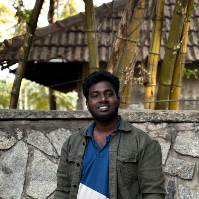 बंगलौर में बेबीसिटर: Vasanth