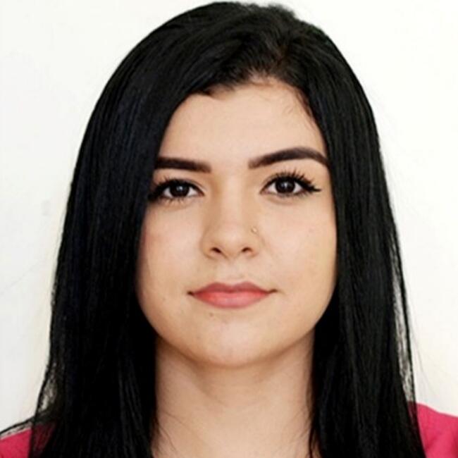 Babysitter in Fortaleza: Melissa