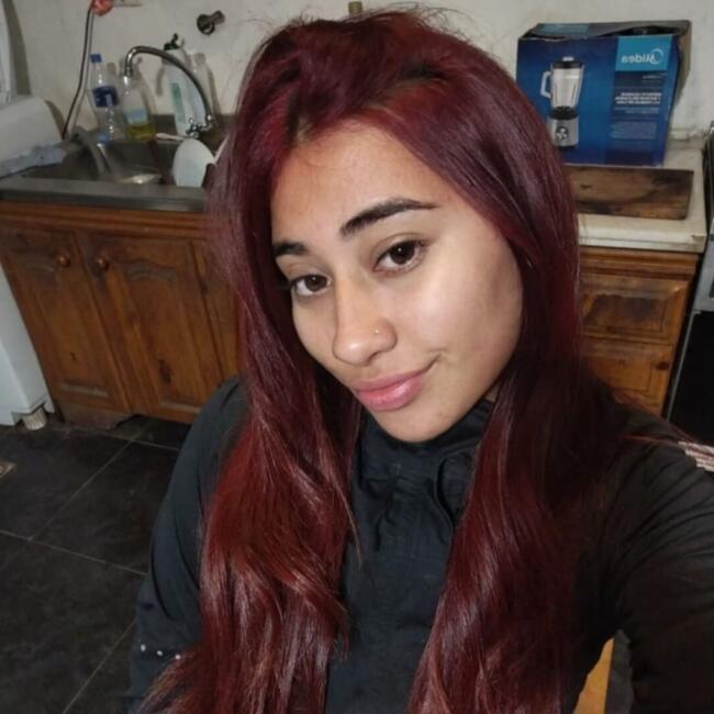 Niñera en San Juan Bautista: Ana