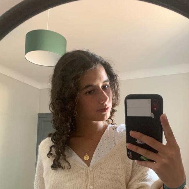 Babysitter in Nantes: Ines