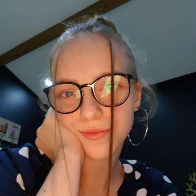 Babysitter in Sivry-Rance: Océane