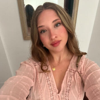 Babysitter in Alovera: Alicia