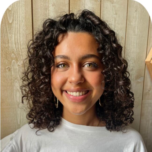 Babysitter in Bouliac: Mayanna