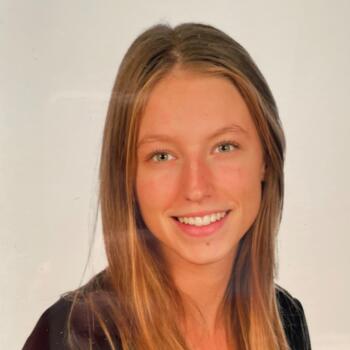Babysitter in Reims: Oriane