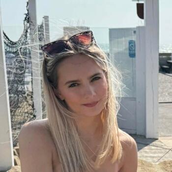 Babysitter in Wembley: Gabi