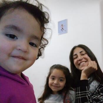 Trabajo para niñera en Berazategui: trabajo para niñera Lorena