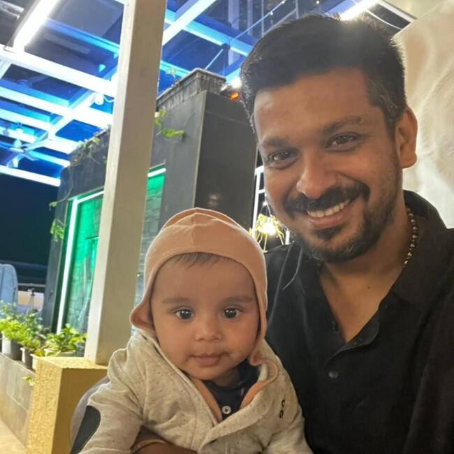 Babysitting job in Mandsaur: Mohit