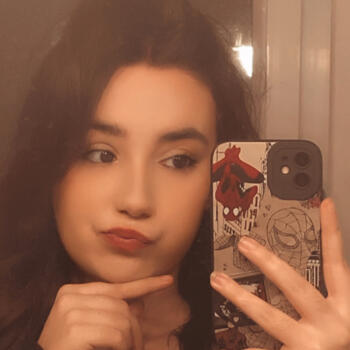 Babysitter in Le Havre: Jade