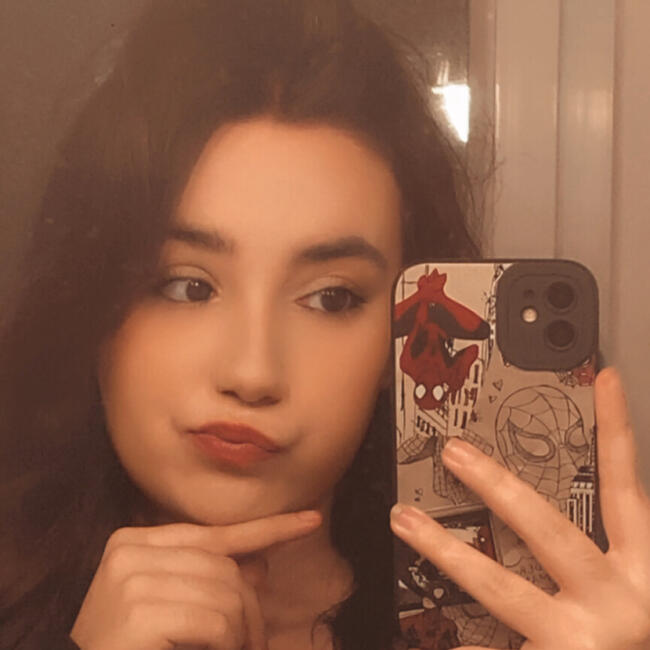 Babysitter in Le Havre: Jade