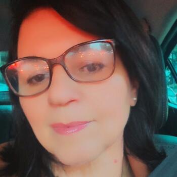 Babysitter Blumenau: Elvira Lucia Sipriano da Silva
