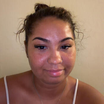 Babysitter Champigny-sur-Marne: Kellya