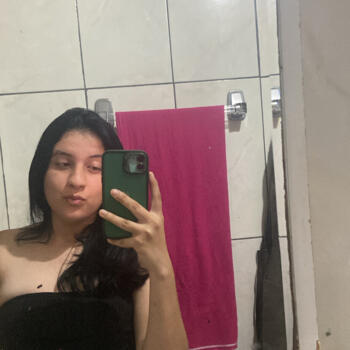 Família Cotia: Mari