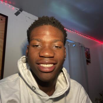Babysitter in Englewood (New Jersey): Torian