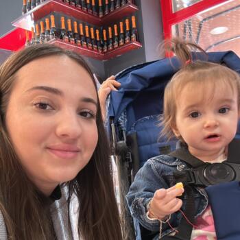 Babysitting job in Genoa: babysitting job Jennifer
