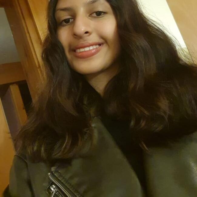 Babysitter in Dundee: Arunima