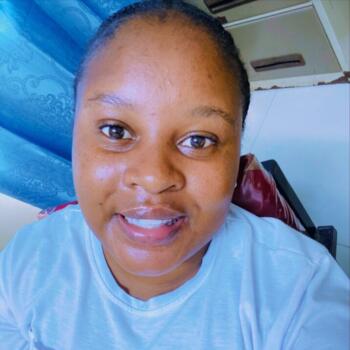 Babysitter in Mandeni: Nomasonto