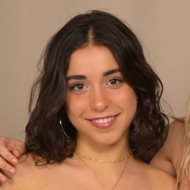 Babysitter in Madrid: Inés