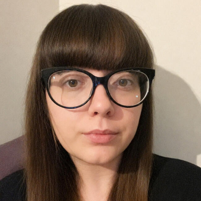 Babysitter in Constanța: Miruna