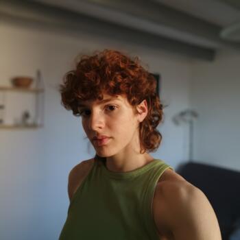 Barnvakt i Charleville-Mézières: Sarah